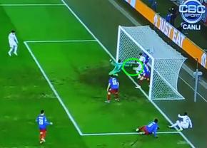 Mai rău ca in Liga 1 » Gol anulat după o gafă incredibilă în Conference League