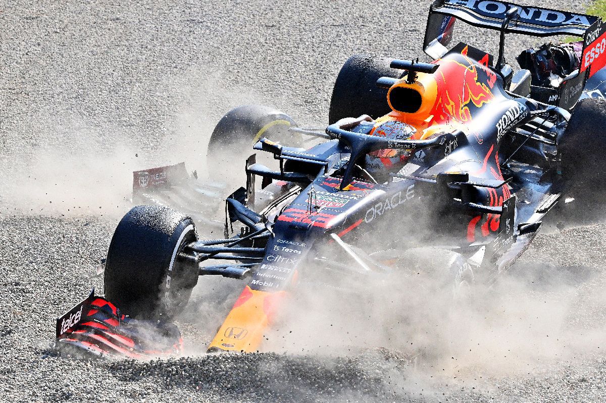 Bătut de Verstappen în calificări și huiduit copios, Hamilton e încrezător: „Abia aștept cursa” + cum le-a răspuns fanilor