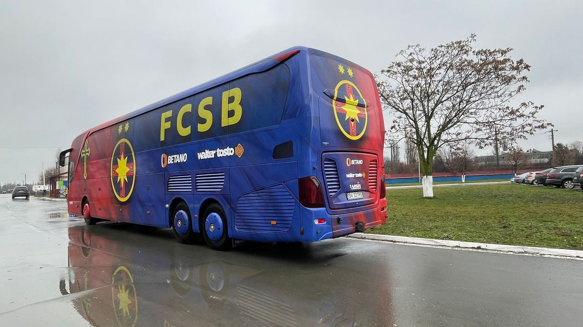 Noul autocar al celor de la FCSB