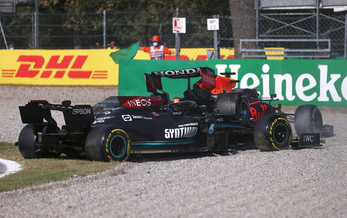 Bătălia Lewis Hamilton - Max Verstappen din 2021, în imagini