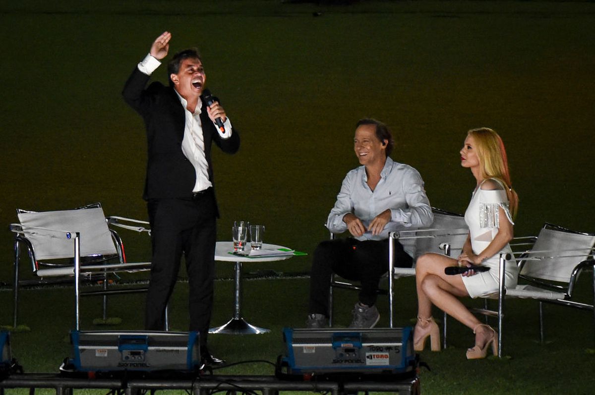 Imagini fabuloase din Argentina: antrenorul a cântat cu fanii, președintele și managerul au plâns! Discurs emoționant: „Închideți ochii și imaginați-vă”