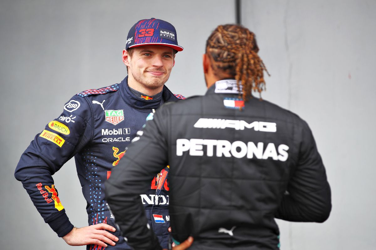 Bătut de Verstappen în calificări și huiduit copios, Hamilton e încrezător: „Abia aștept cursa” + cum le-a răspuns fanilor