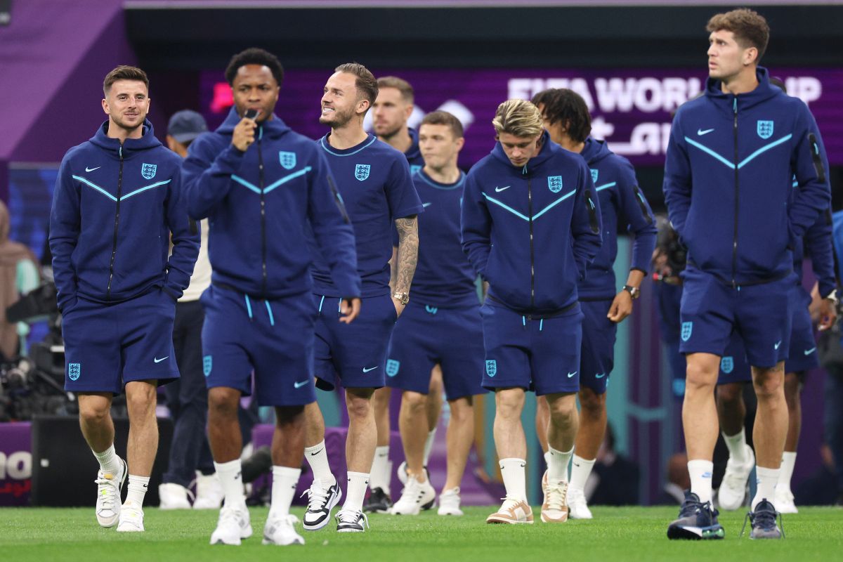 Oh là là! Anglia - Franța 1-2, în sferturile Campionatului Mondial de fotbal. Ovidiu Ioanițoaia, directorul Gazetei, a transmis de pe stadion: visul britanic, spulberat de Giroud!