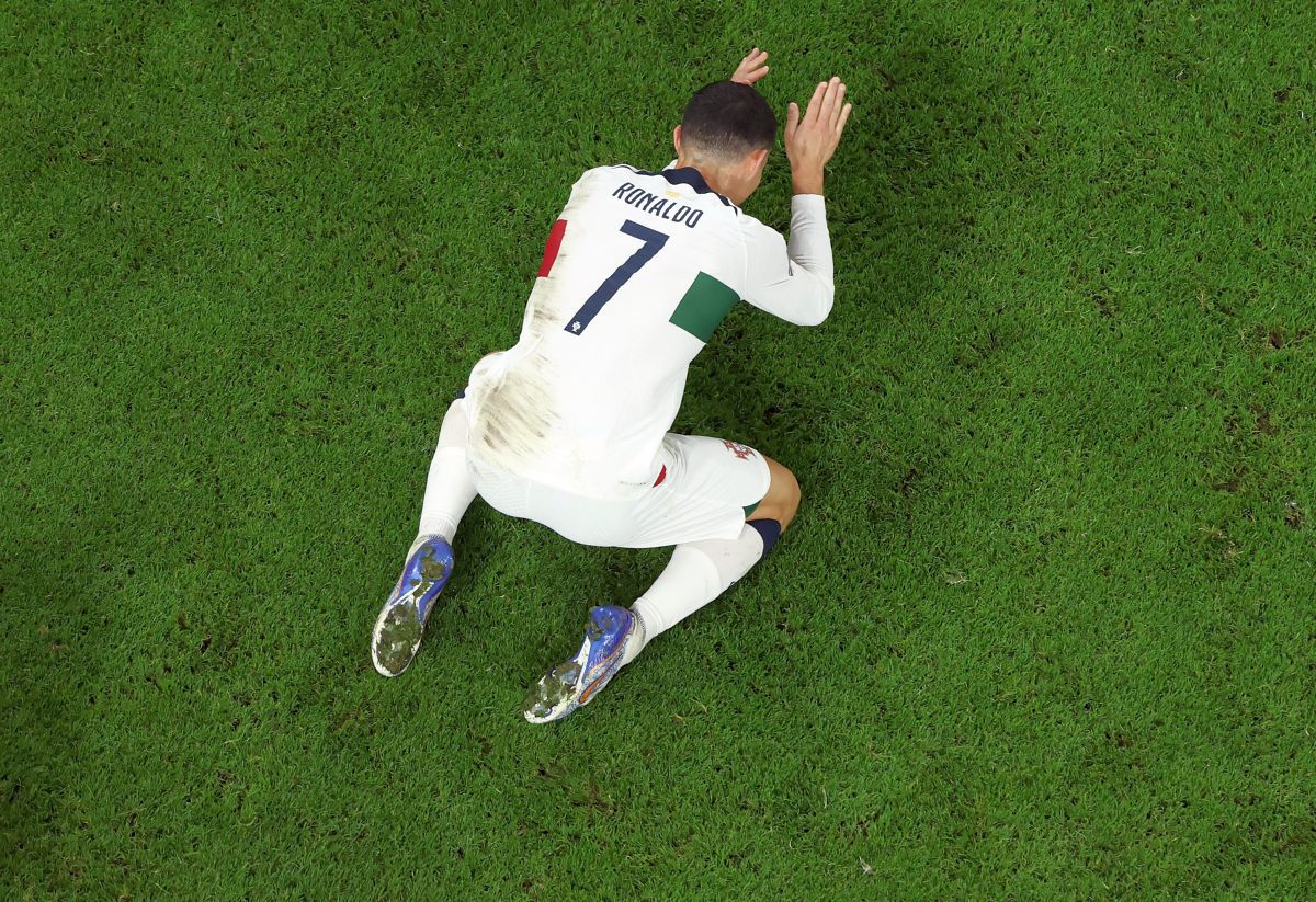 Scos din stadion, după ce l-a luat la țintă pe Cristiano Ronaldo! Incident înainte de Maroc - Portugalia