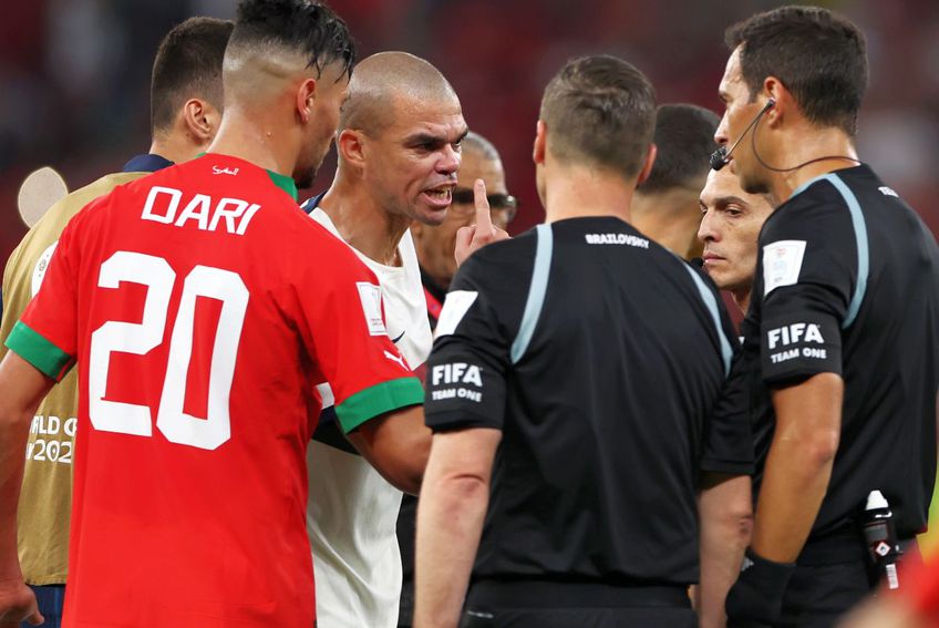 Pepe a fost un „vulcan” de nervi la finalul meciului cu Maroc / Sursă foto: Guliver/Getty Images
