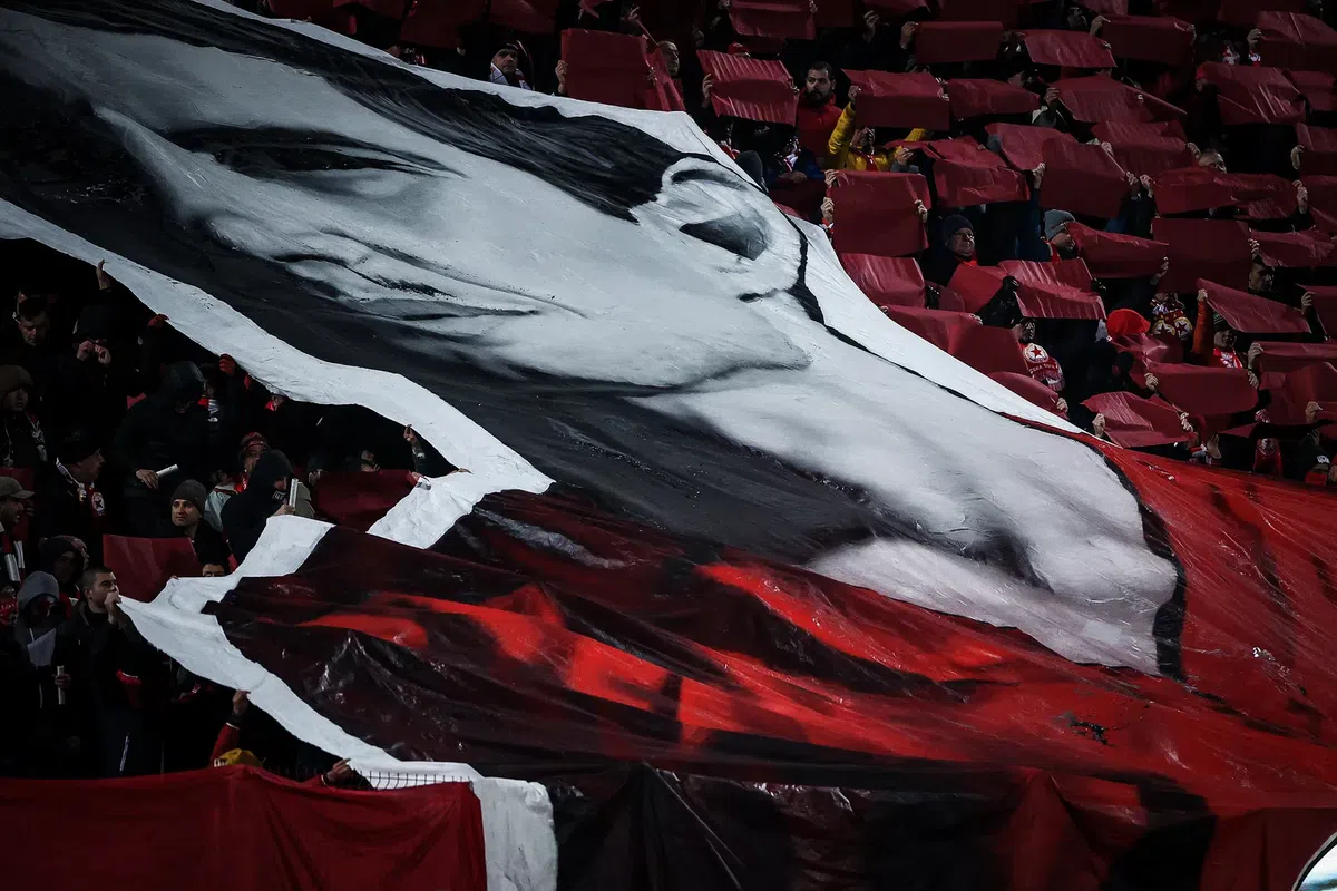 Derby nebun în Bulgaria, ultimul înaintea demolării stadionului Armatei » Gol marcat în minutul 90+18 și ultrași alergând jucătorii cu lopețile de zăpadă