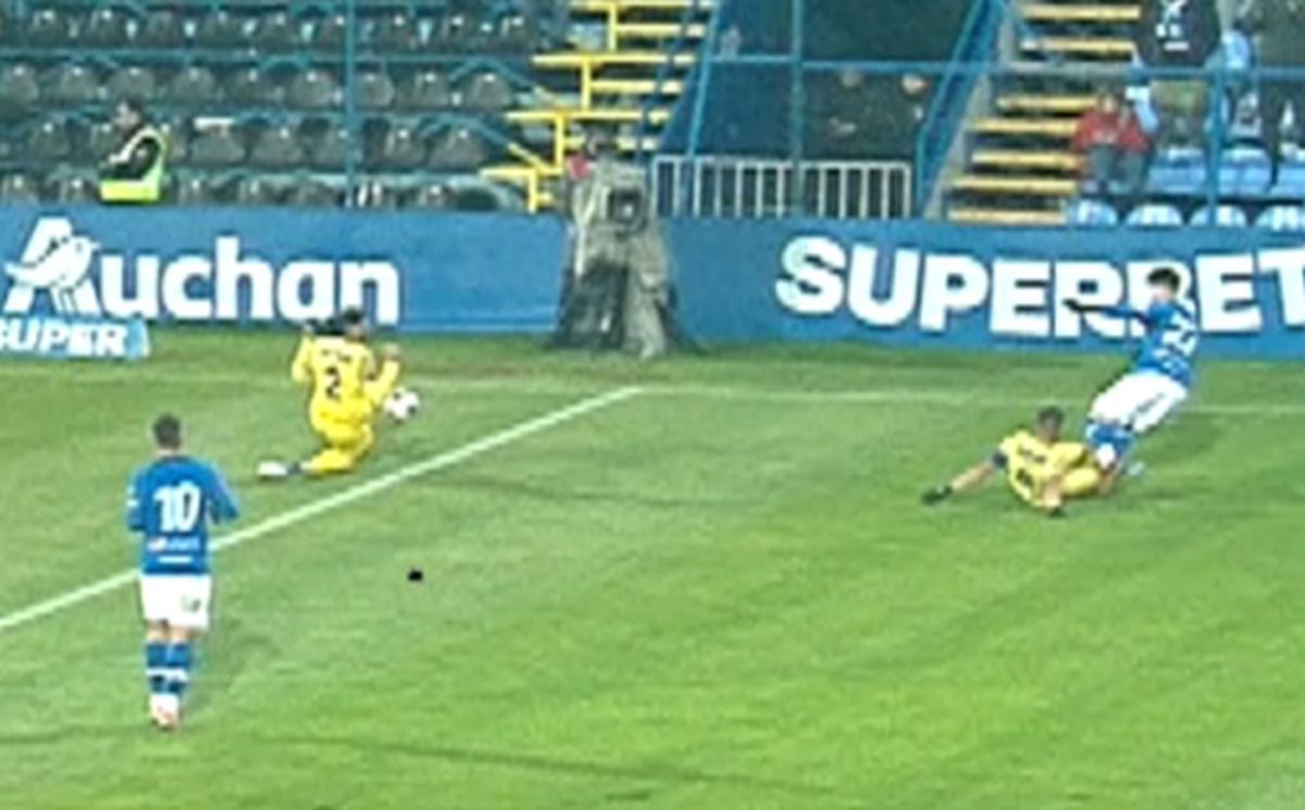 Penalty controversat dictat pentru Farul în meciul cu Petrolul