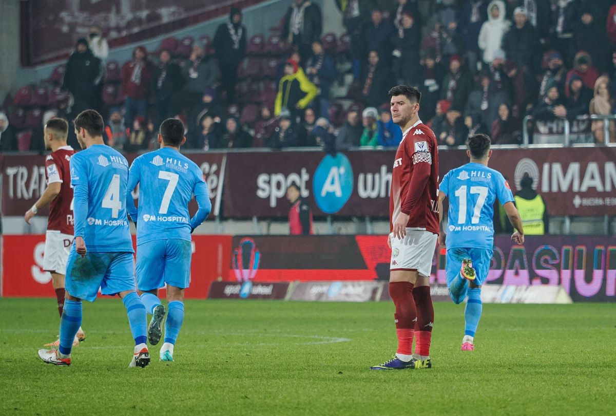 Daniel Niculae și Victor Angelescu, în vestiar după Rapid - FC Voluntari » Ce le-au transmis șefii giuleștenilor