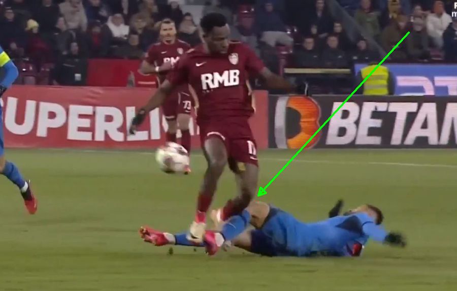 FOTO: Captură TV @Orange Sport 1 CFR Cluj și FCSB, remiză cu scandal în Gruia » Decizia lui Colțescu aruncă Superliga în aer! Clasamentul actualizat