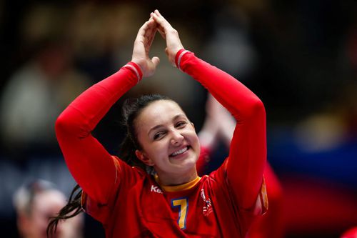 Eliza Buceschi a dus greul la echipa națională la CM Foto FR Handbal