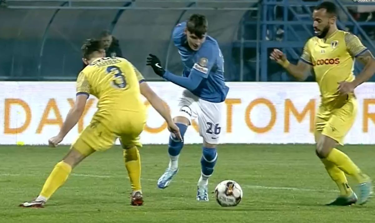 Simulare Adrian Mazilu în Farul - Petrolul