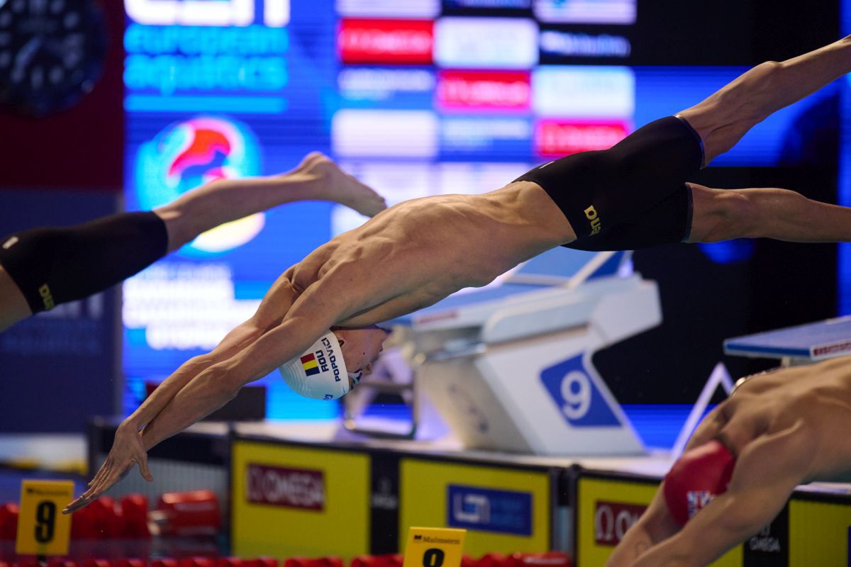 David Popovici, medalie de bronz în proba de 100 m liber la Campionatele Europene în bazin scurt » Robert Badea, locul 5 la 400 m mixt