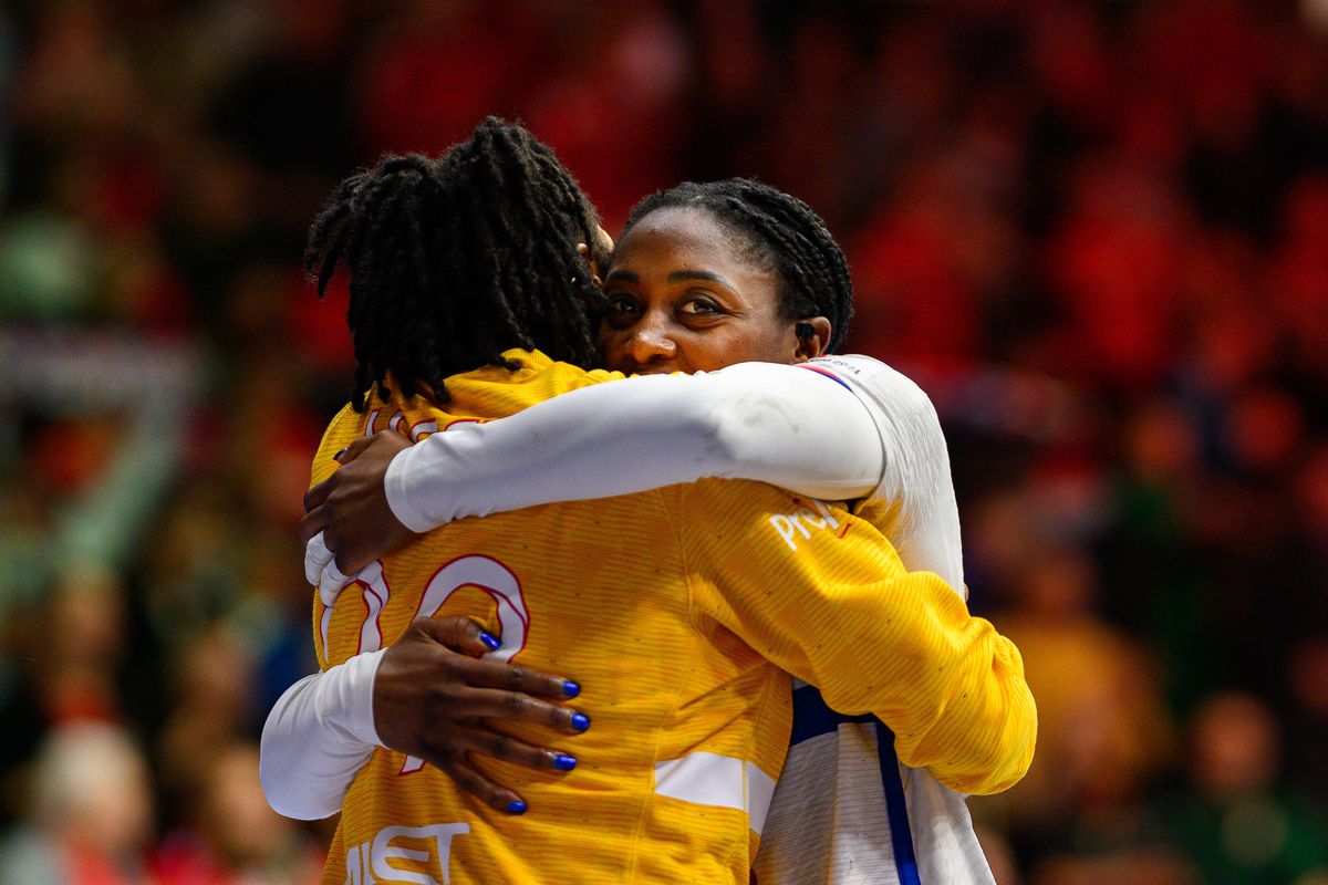 Ungaria - Franța s-a ridicat la nivelul unei finale de grupă la Euro 2024 de handbal feminin! Cine a reușit să evite Norvegia în semifinale