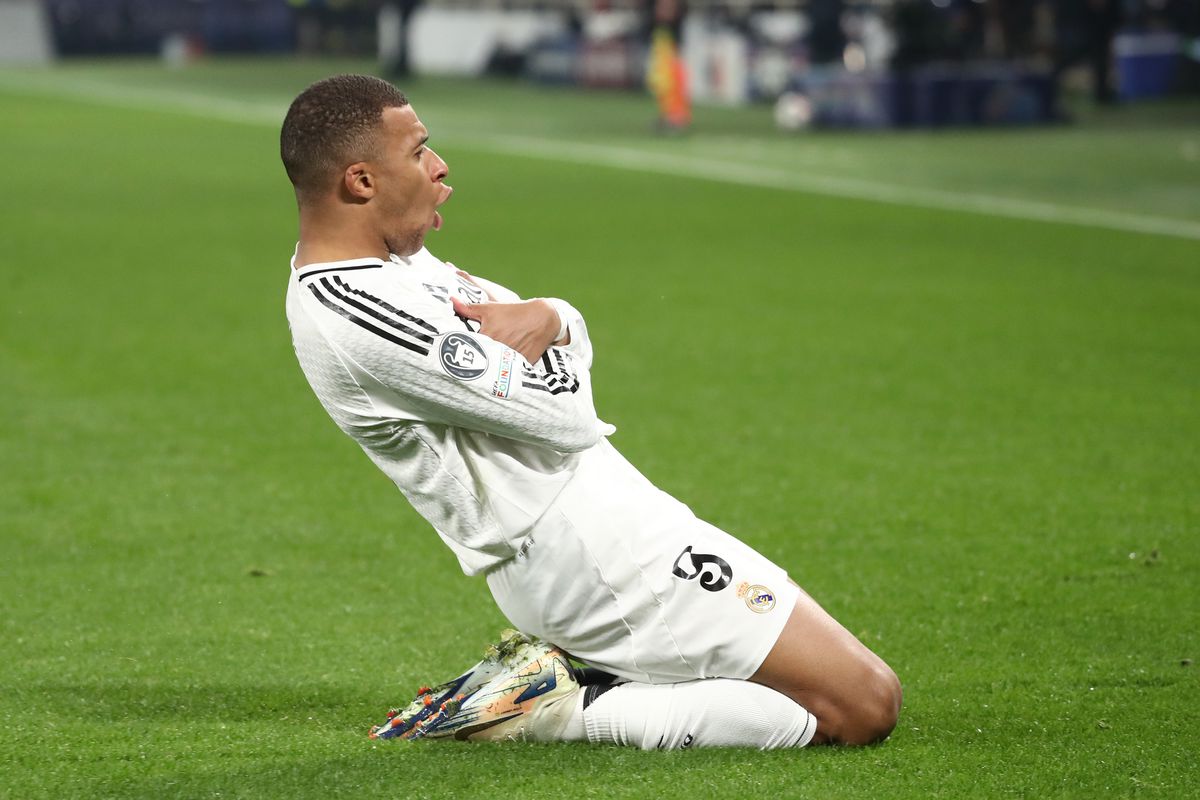 Lovitură grea pentru Real Madrid! Kylian Mbappe a marcat și a ieșit accidentat, după ce a atins o bornă impresionantă