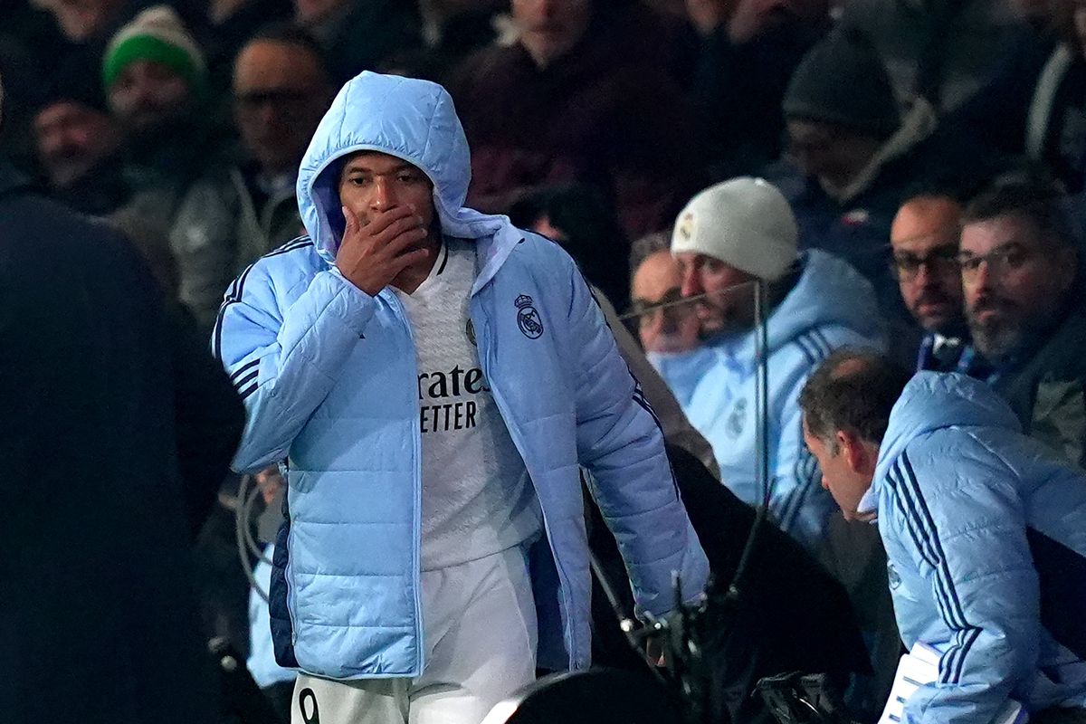 Lovitură grea pentru Real Madrid! Kylian Mbappe a marcat și a ieșit accidentat, după ce a atins o bornă impresionantă