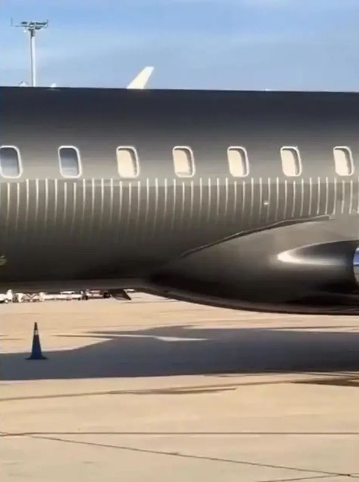 Cristiano Ronaldo și-a personalizat avionul. Cât costă și cum arată aeronava de lux a căpitanului portughez