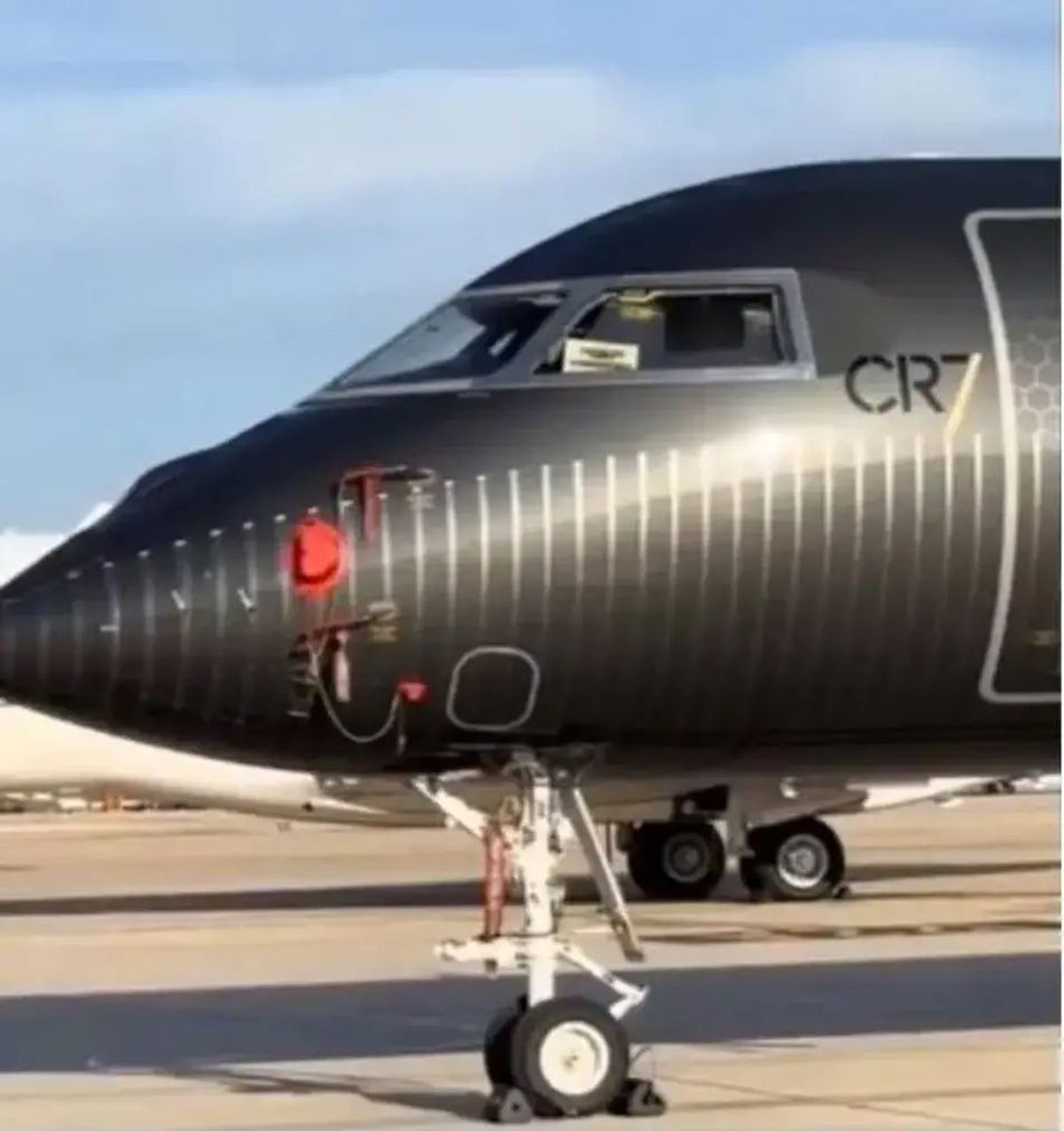 Avionul personalizat al lui Cristiano Ronaldo