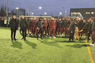 „Un gest unic al domnului Șucu” » Surprize pentru micii rapidiști ai clubului! Marius Șumudică: „O să înțeleagă lumea ce înseamnă Rapid”