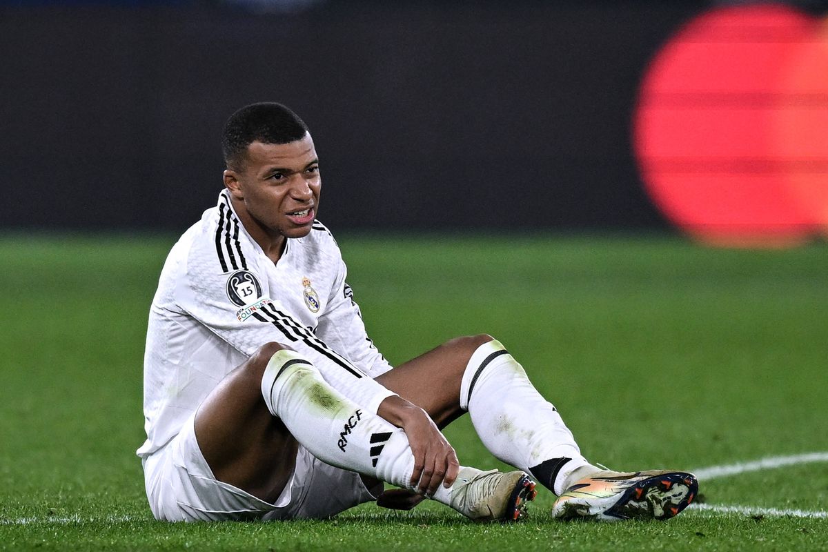 Lovitură grea pentru Real Madrid! Kylian Mbappe a marcat și a ieșit accidentat, după ce a atins o bornă impresionantă