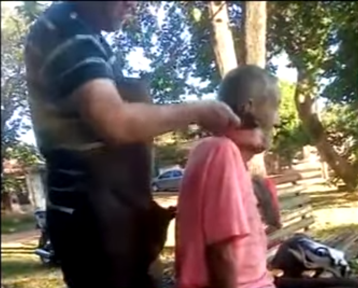 Fost mare fotbalist al țării, astăzi trăiește ca un om al străzii, în timp ce copiii lui stau în lux! » „Nu te poți uita nepăsător cum piere un astfel de om”