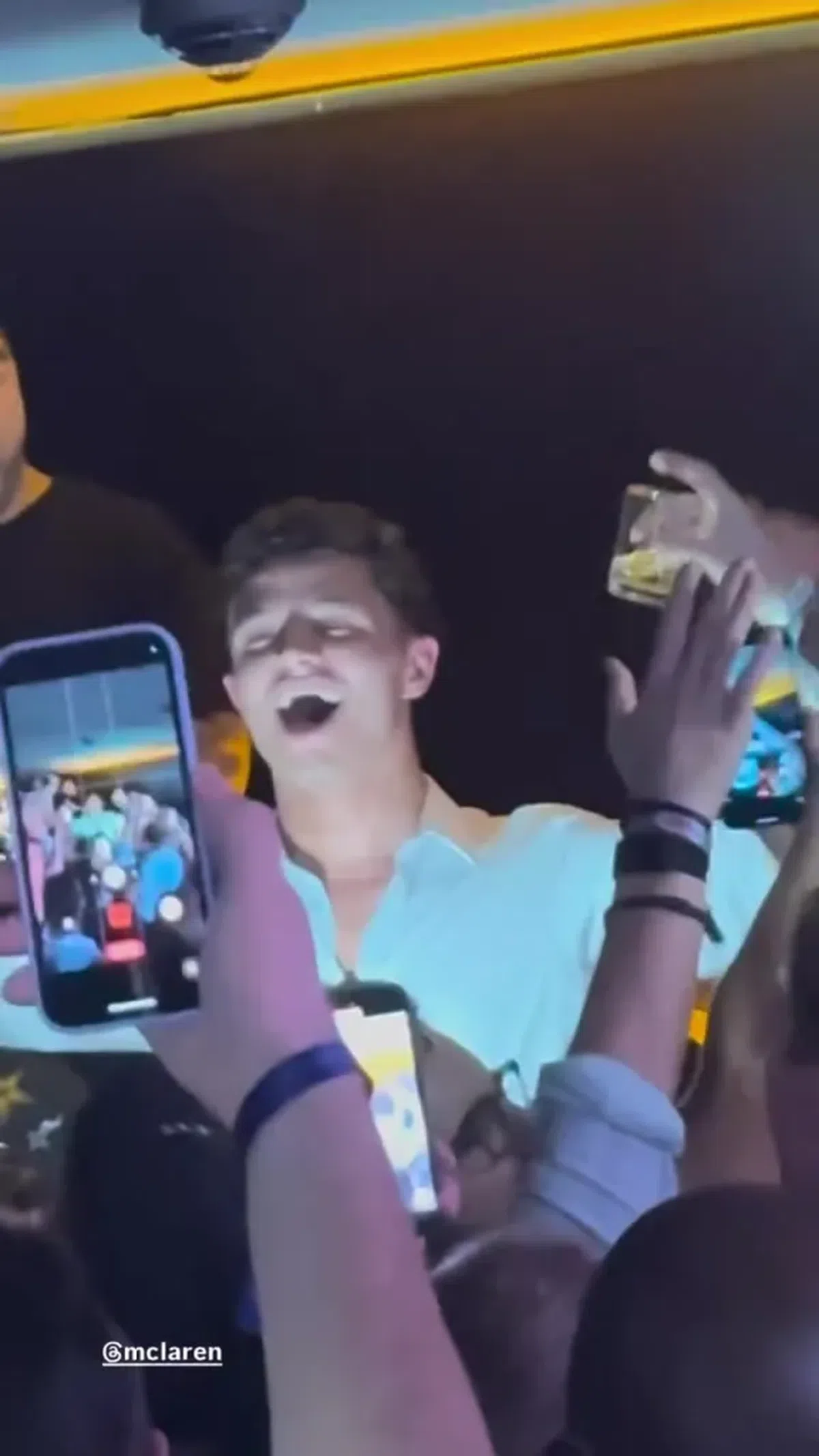 Lando Norris s-a despărțit de iubita-fotomodel » Ce s-a întâmplat cu femeia care l-a înșelat în trecut pe un fotbalist de top