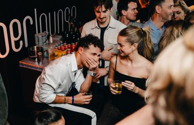 Noul campion din Formula 1 a petrecut până în zori alături de iubită » Suma uriașă pe care Lando Norris a lăsat-o la masă