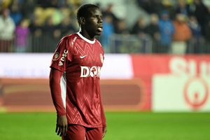 Englezii, necruțători după situația lui Kurt Zouma la CFR Cluj: „Transfer de coșmar, abia mai poate merge!”