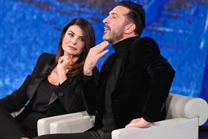 Controversă în Italia: Gigi Buffon și soția Ilaria vorbesc la adunarea tineretului de dreapta! Tema sofisticată pe care o abordează legendarul portar