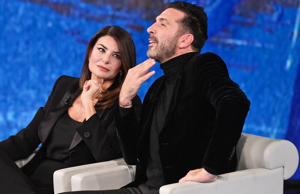 Controversă în Italia: Gigi Buffon și soția Ilaria vorbesc la adunarea tineretului de dreapta! Tema sofisticată pe care o abordează legendarul portar