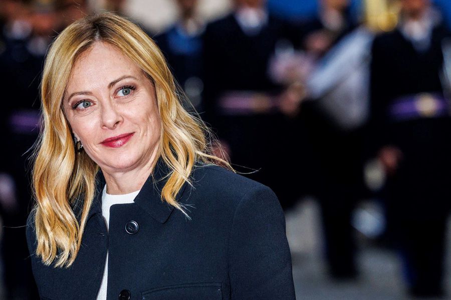 Controversă în Italia: Gigi Buffon și soția Ilaria vorbesc la adunarea tineretului de dreapta! Tema sofisticată pe care o abordează legendarul portar