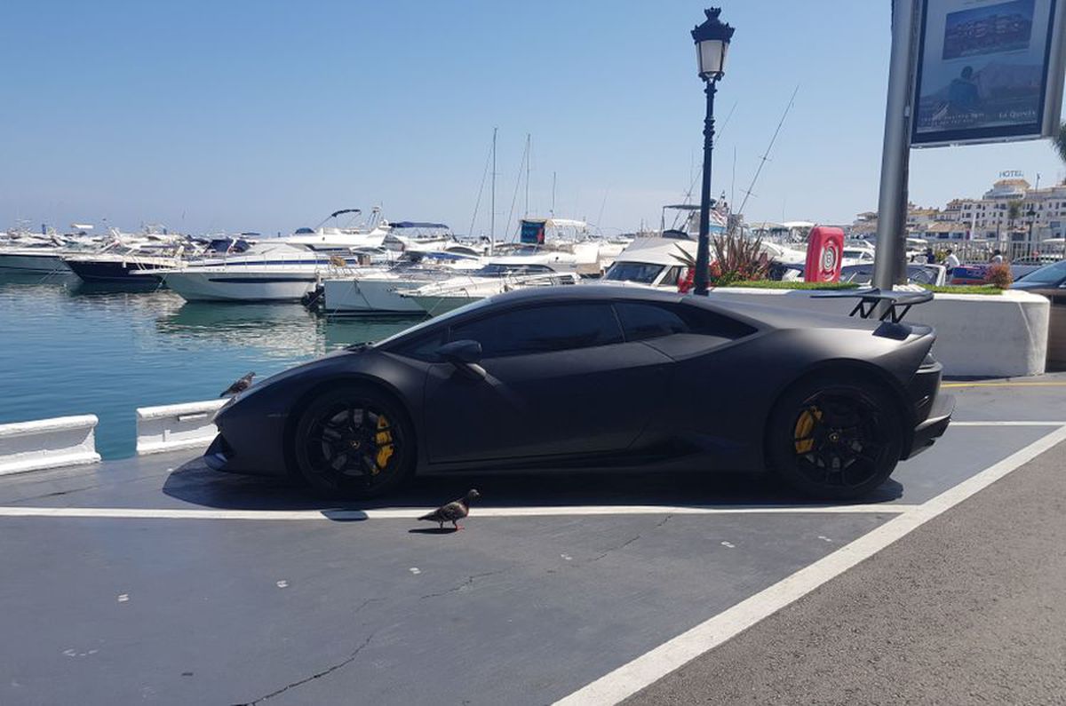 Corespondență GSP din Spania // FOTO Cantonamentul românilor - paradisul fițelor » Cu mașinile din parcare plătești salariile restante de la Dinamo! :D