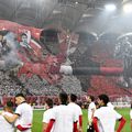 Suporterii lui Dinamo se implică activ pentru a-i susține pe jucători / sursă foto: Imago Images