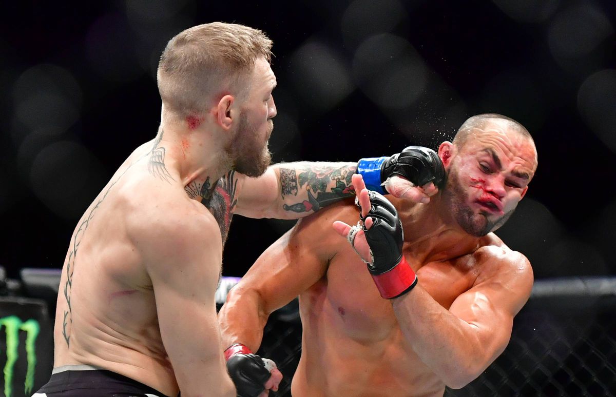 Copiii lui Conor McGregor îi calcă pe urme: „Fiul meu dădea pumni înainte să poată sta în picioare”