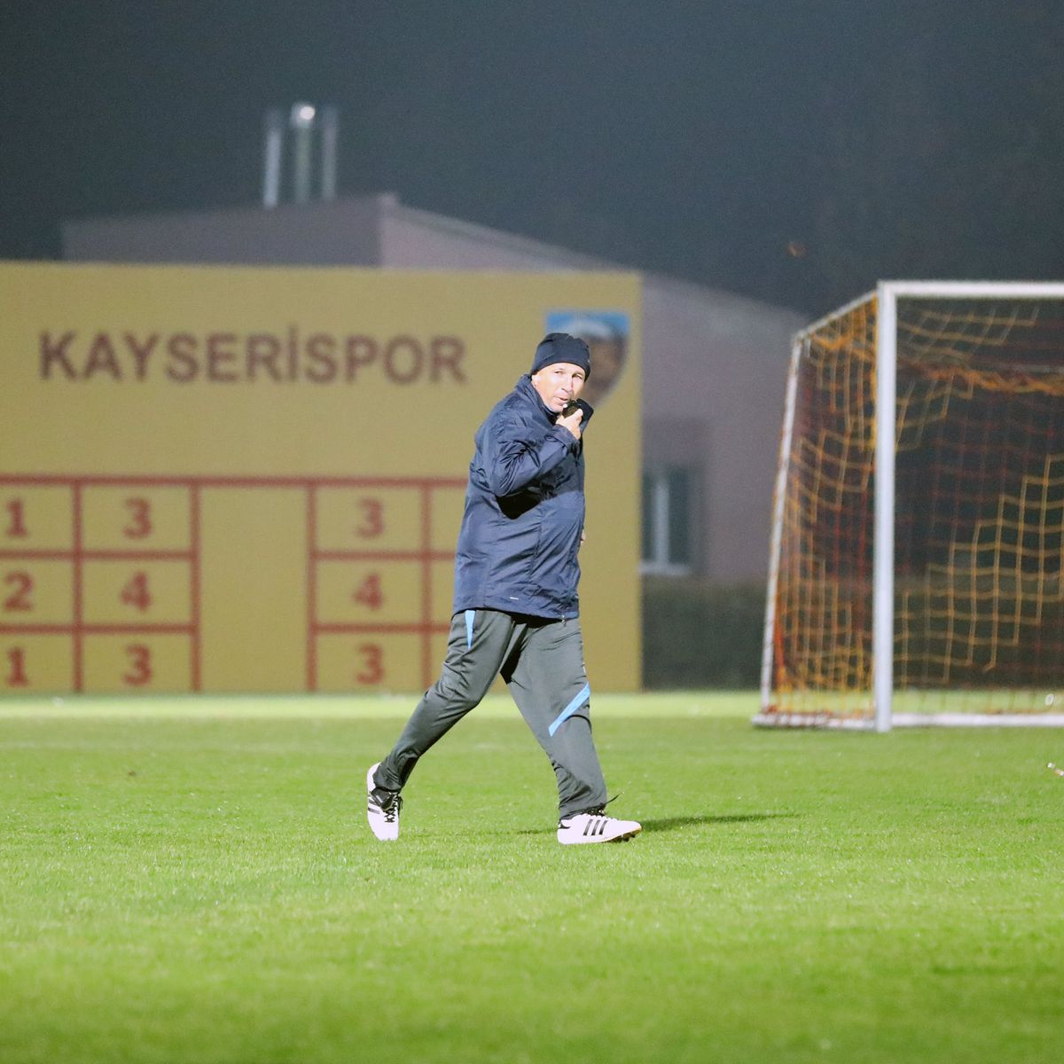 Dan Petrescu, prezentat la Kayserispor