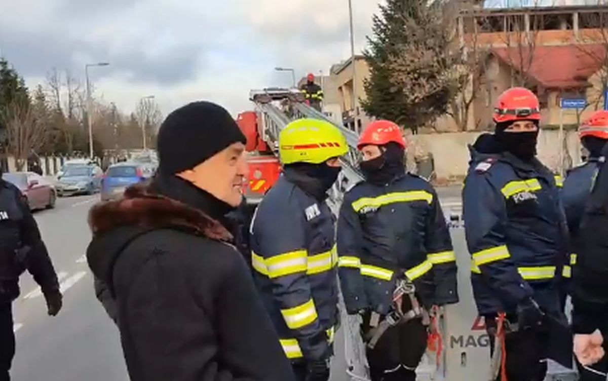 Incident în fața casei lui Gigi Becali / 11 ianuarie 2022 / FOTO: Capturi @Cancan