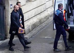 Foștii kickboxeri Tristan și Andrew Tate rămân în arest, după audierile de marți de la Curtea de Apel