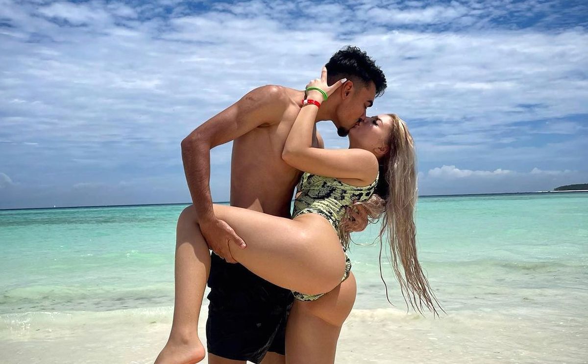 Ea îl ajută pe Baiaram după operație! Cristina a mers la Barcelona pentru a fi alături de iubitul ei