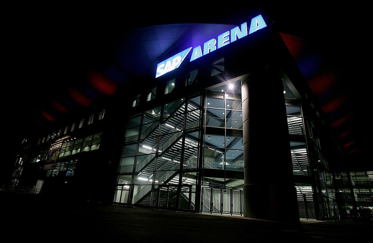 Cum arată arena de 70 de milioane de euro unde România își joacă meciurile de la Campionatul European de handbal masculin