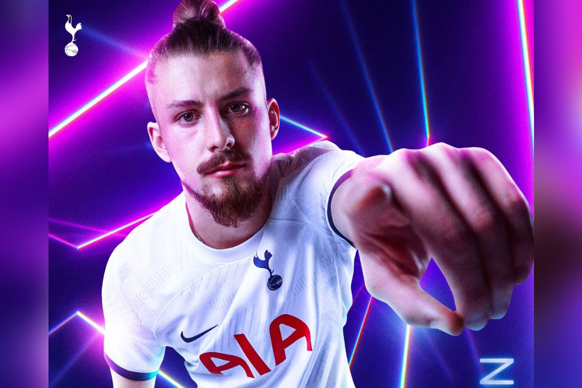 Radu Drăgușin a fost anunțat oficial ca noul jucător al lui Tottenham: „Enter the Drăgușin”