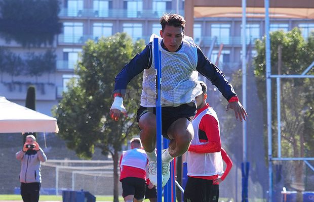 Păzea! Neubert la butoane! Ziua 3 în Antalya pentru FCSB, faza pe extenuare: imagini tari surprinse din dronă