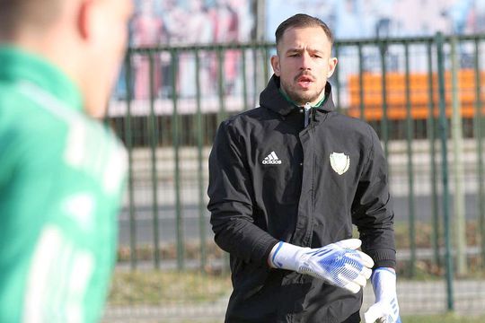 În ce condiții își poate asigura Dinamo serviciile lui Eduard Pap. Foto: Instagram @etofc_official
