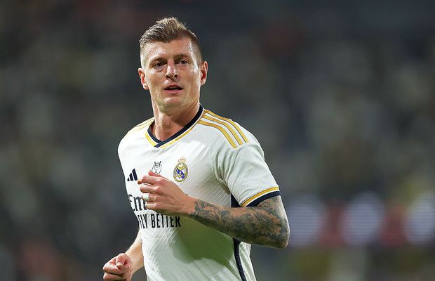 Huiduit copios de saudiți, Kroos le-a răspuns ironic: „Uimitor public!”