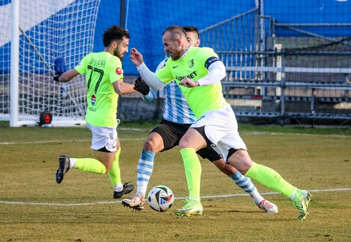 Farul a învins vicecampioana Bulgariei! » Băieții lui Gică Hagi au trecut la limită de Cerno More Varna, într-un amical disputat cu porțile închise