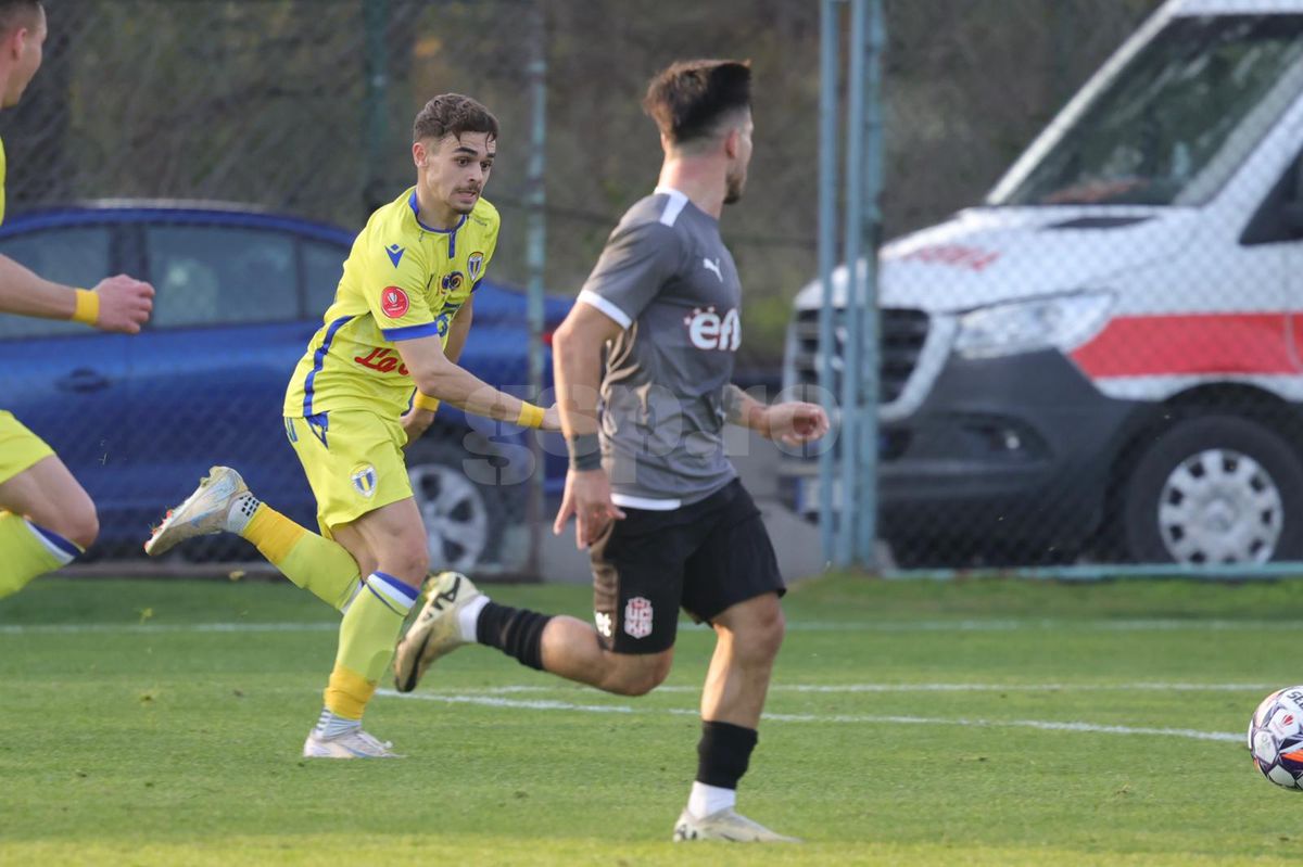CSKA 1948 - Petrolul: 5 goluri în al doilea amical al echipei lui Mutu » Contribuție la debut pentru vârful din Turcia