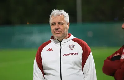 „Asta e o nebunie. Vă dați seama ce spuneți?” » Șumudică l-a șocat pe reporterul GSP în Dubai: „Nu, nu. Ăsta e adevărul! Asta simt”