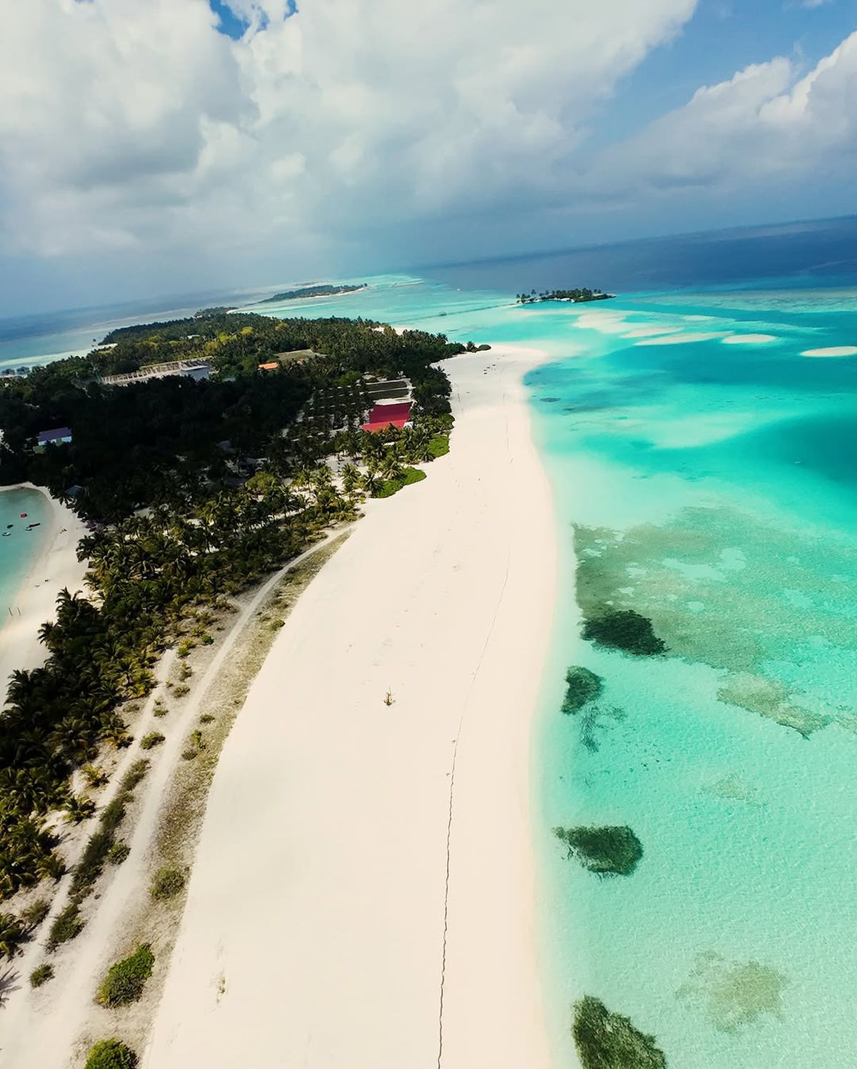 Vacanța Corinei Caragea în Maldive, ruinată » Ce a pățit prezentatoarea știrilor sportive: „E gold doar la buzunar”