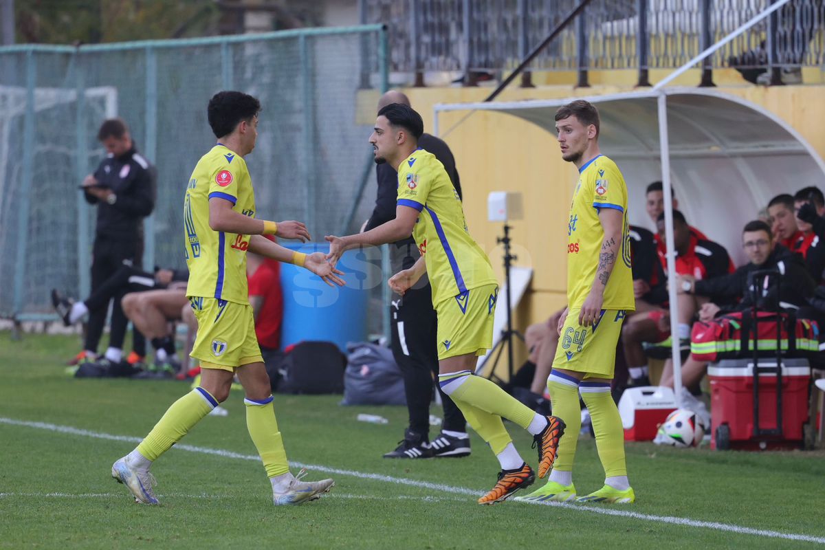 CSKA 1948 - Petrolul: 5 goluri în al doilea amical al echipei lui Mutu » Contribuție la debut pentru vârful din Turcia