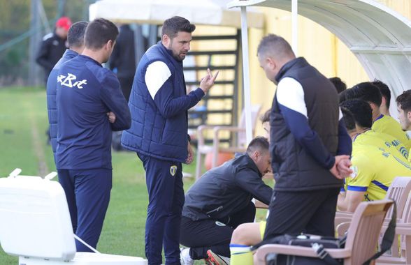 CSKA 1948 - Petrolul: 5 goluri în al doilea amical al echipei lui Mutu » Contribuție la debut pentru vârful din Turcia