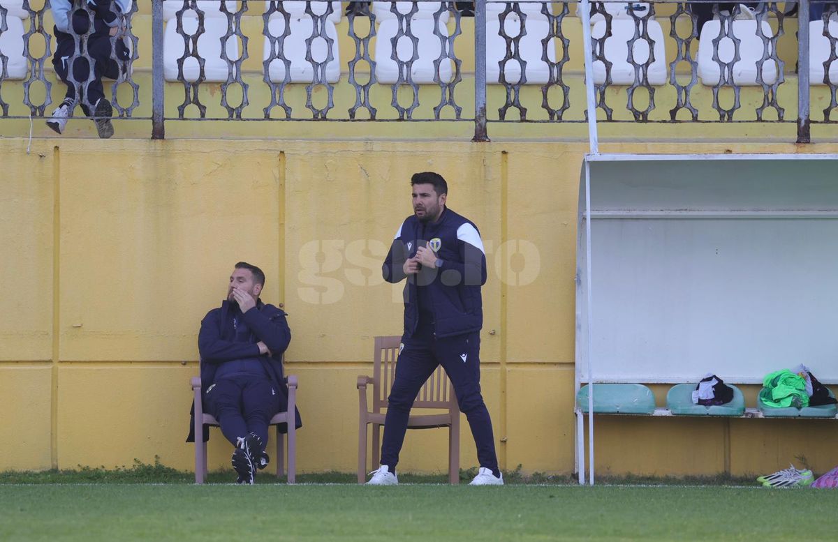 CSKA 1948 - Petrolul: 5 goluri în al doilea amical al echipei lui Mutu » Contribuție la debut pentru vârful din Turcia