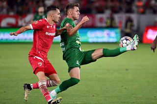 Doi dintr-o lovitură! Dinamovistul și rapidistul au semnat cu Oțelul: „Unul dintre cele mai mari talente din ultimii ani”